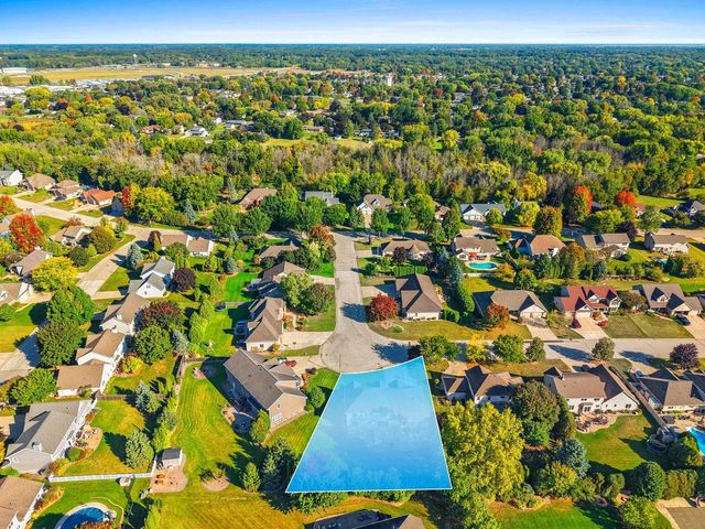 1477 WEXFORD LANE, Green Bay, WI 54313