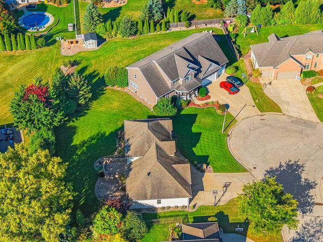 1477 WEXFORD LANE, Green Bay, WI 54313