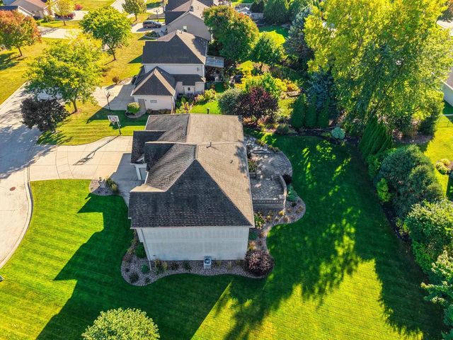 1477 WEXFORD LANE, Green Bay, WI 54313