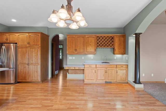 1477 WEXFORD LANE, Green Bay, WI 54313