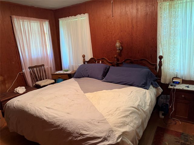 519 An County Road 450, Palestine, TX 75803