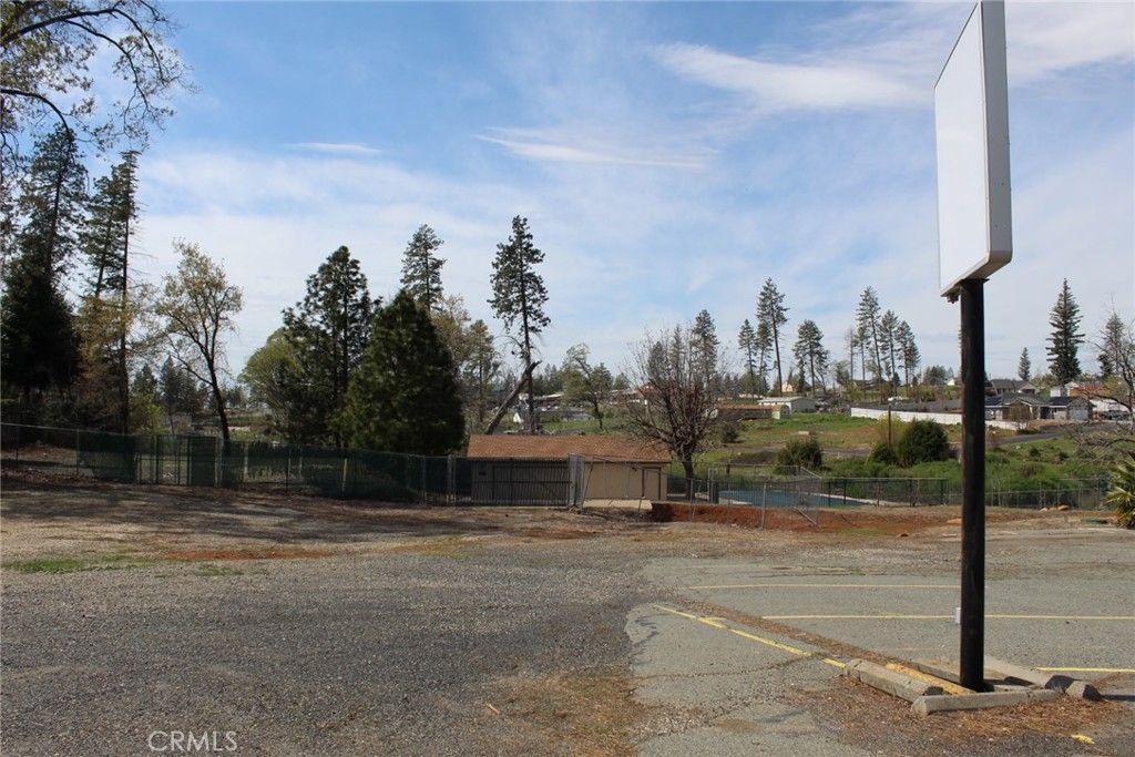 Image 6 of property listing at 6047 Clark Road, Paradise, CA 95969