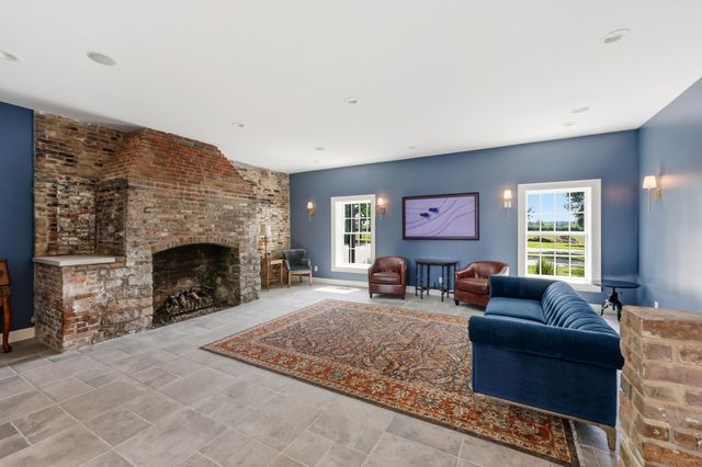 1975 Georgetown Road, Paris, KY 40361