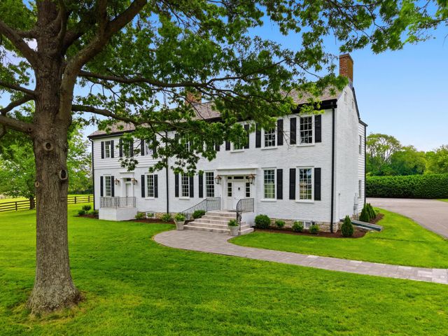 1975 Georgetown Road, Paris, KY 40361