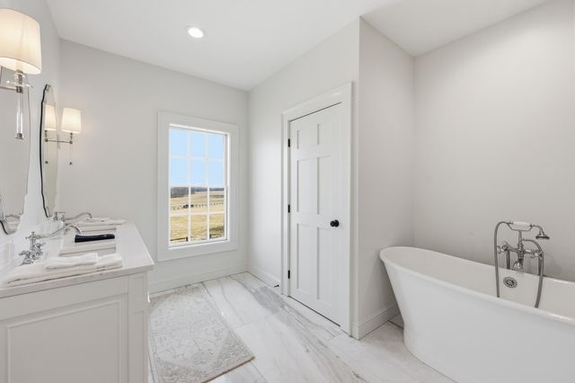 1975 Georgetown Road, Paris, KY 40361