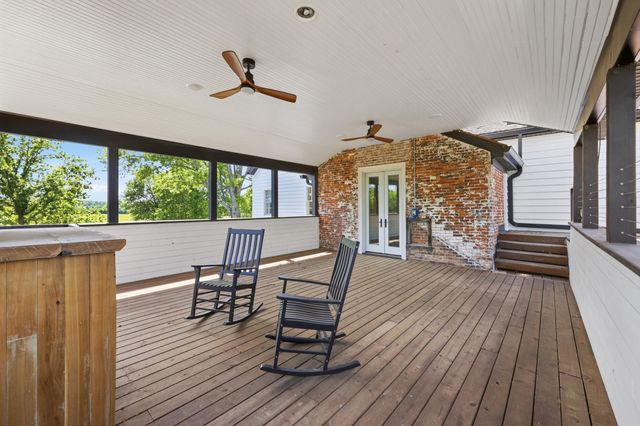 1975 Georgetown Road, Paris, KY 40361