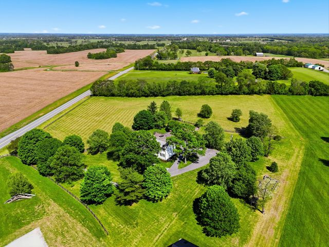1975 Georgetown Road, Paris, KY 40361