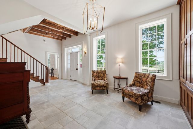 1975 Georgetown Road, Paris, KY 40361