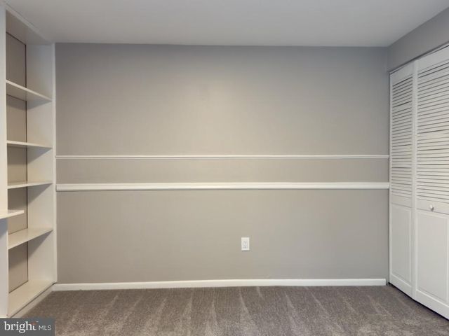 807 SUMMIT CHASE DR, Reading, PA 19611