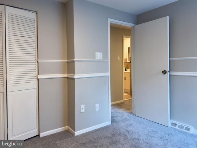 807 SUMMIT CHASE DR, Reading, PA 19611