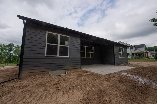 1455 Winding Brook Drive, Valparaiso, IN 46385