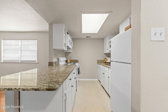3121 Johnston Street 212, Lafayette, LA 70503
