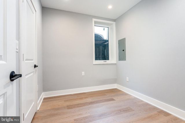 2821 LIVINGSTON ST, Philadelphia, PA 19134