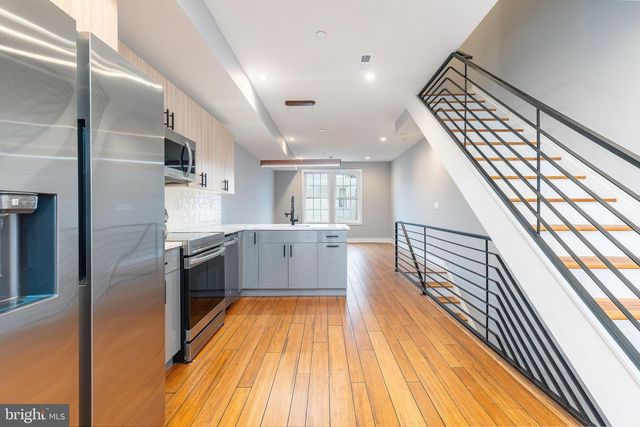 2821 LIVINGSTON ST, Philadelphia, PA 19134