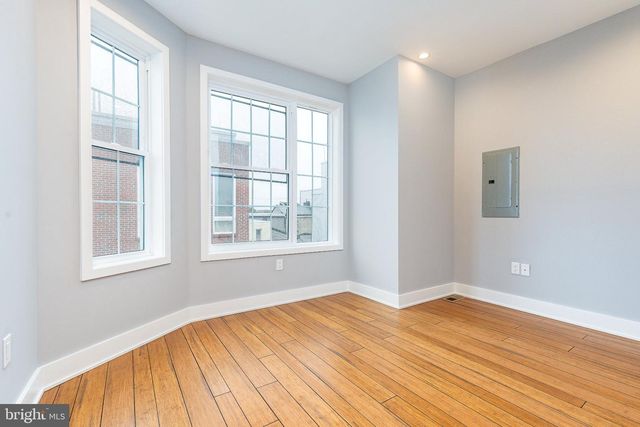 2821 LIVINGSTON ST, Philadelphia, PA 19134