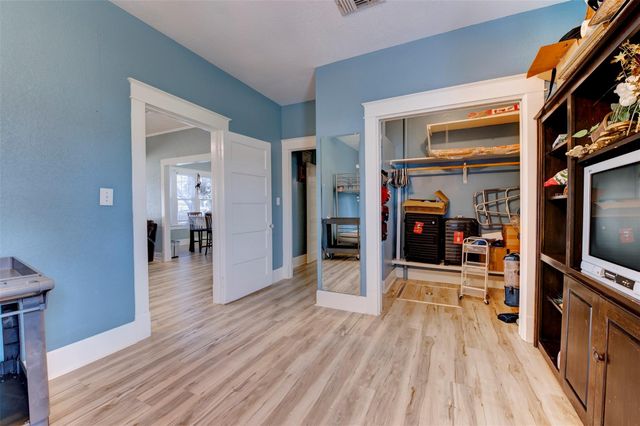 834 County Road 408, El Campo, TX 77437