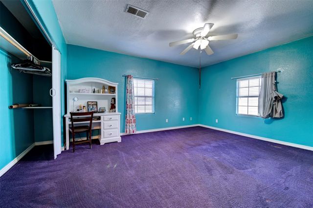 834 County Road 408, El Campo, TX 77437