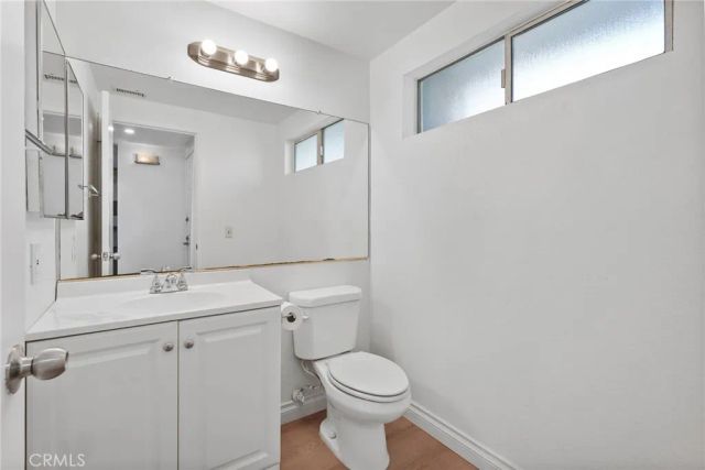 15735 Nordhoff Street 19, North Hills, CA 91343