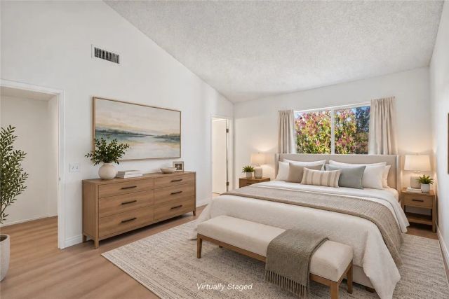 15735 Nordhoff Street 19, North Hills, CA 91343