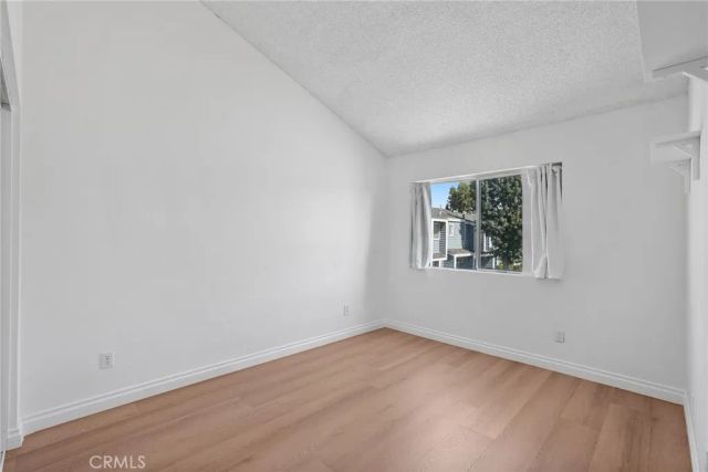 15735 Nordhoff Street 19, North Hills, CA 91343