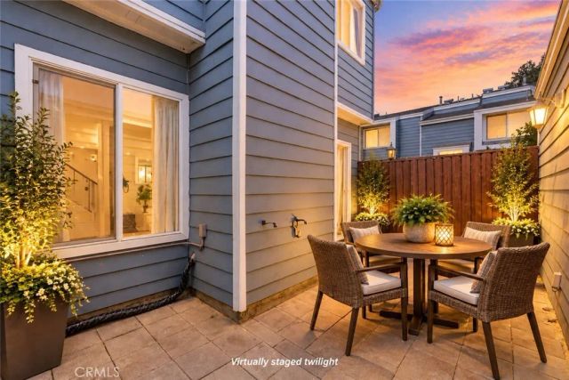 15735 Nordhoff Street 19, North Hills, CA 91343