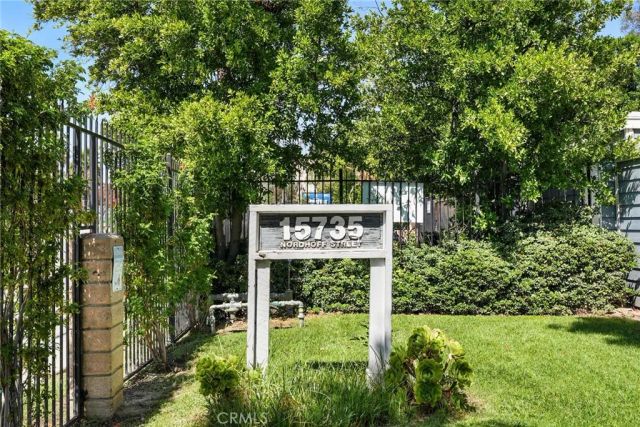 15735 Nordhoff Street 19, North Hills, CA 91343