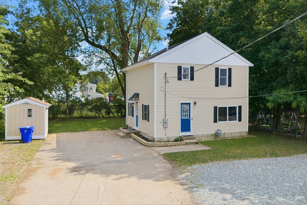 27-R Monroe St, Taunton, MA 02780