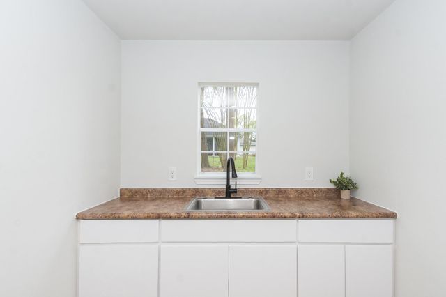 1318 Meadow Lark Street, Deer Park, TX 77536