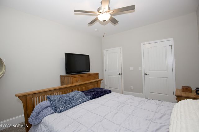 169 Holly Springs Court, Southern Pines, NC 28387