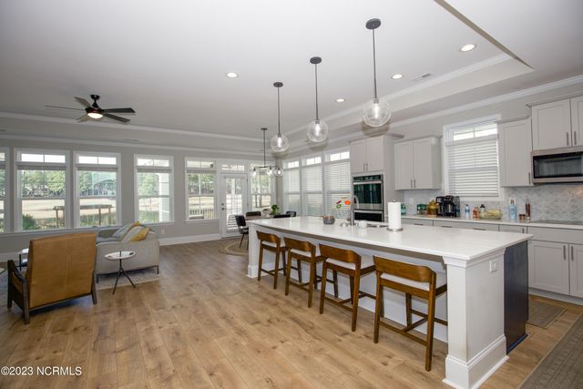 169 Holly Springs Court, Southern Pines, NC 28387