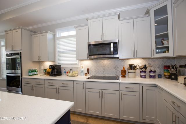 169 Holly Springs Court, Southern Pines, NC 28387