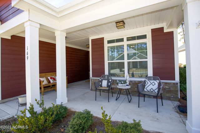 169 Holly Springs Court, Southern Pines, NC 28387