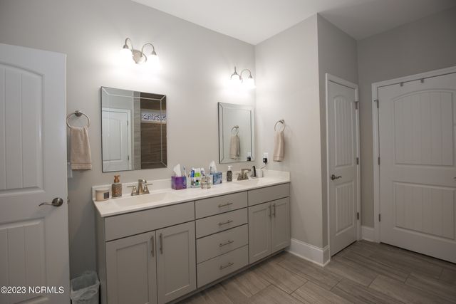 169 Holly Springs Court, Southern Pines, NC 28387