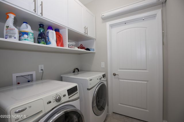 169 Holly Springs Court, Southern Pines, NC 28387