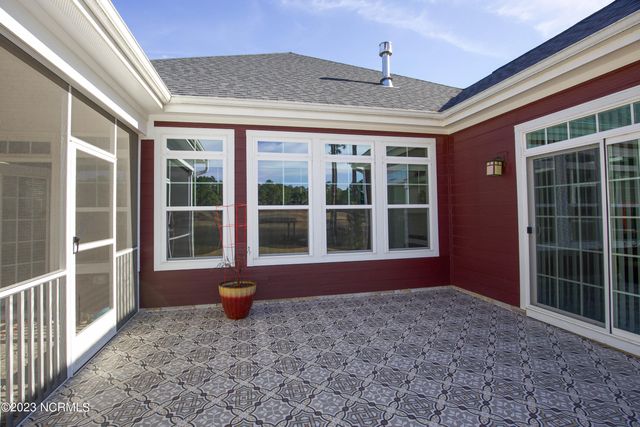 169 Holly Springs Court, Southern Pines, NC 28387