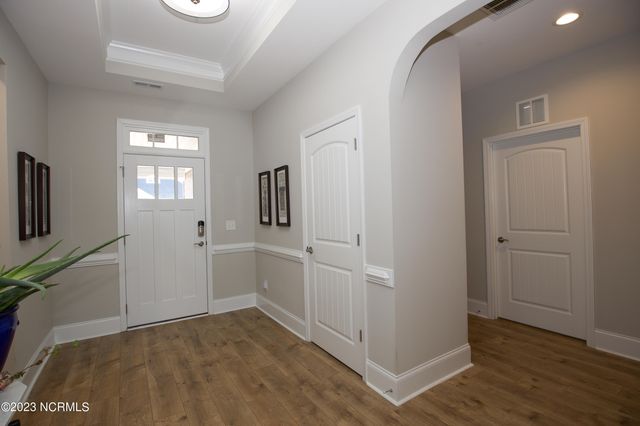 169 Holly Springs Court, Southern Pines, NC 28387