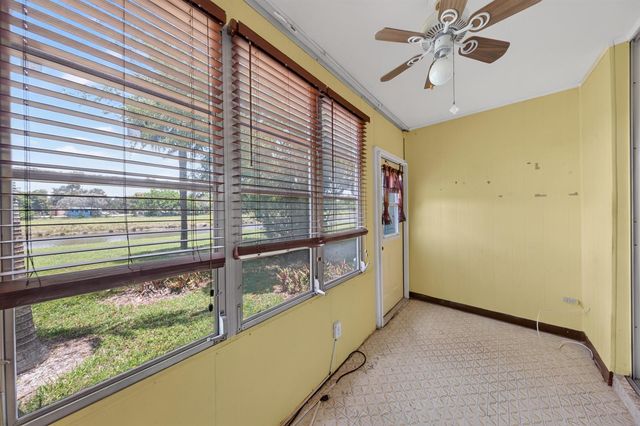 8101 N Sunrise Lakes Drive N 112, Sunrise, FL 33322