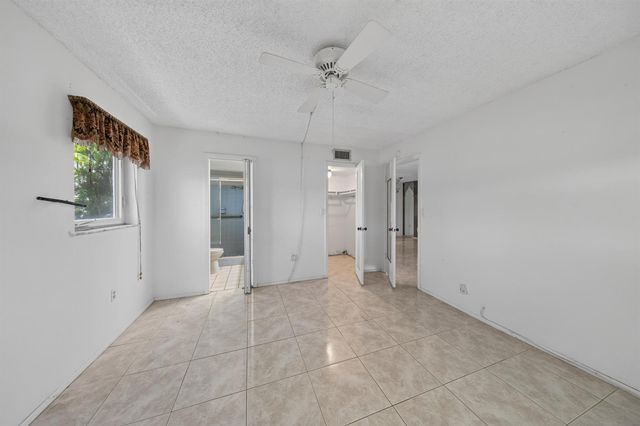 8101 N Sunrise Lakes Drive N 112, Sunrise, FL 33322
