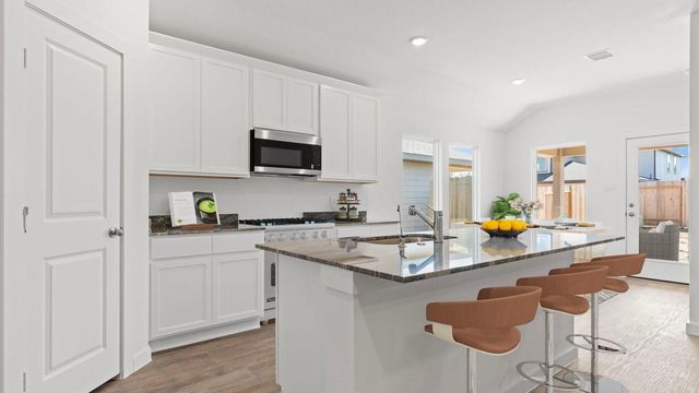 1315 Isola Bella Drive, Richmond, TX 77406