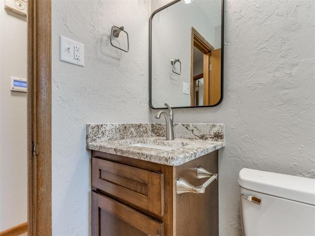 306 S Mercedes Drive, Norman, OK 73069