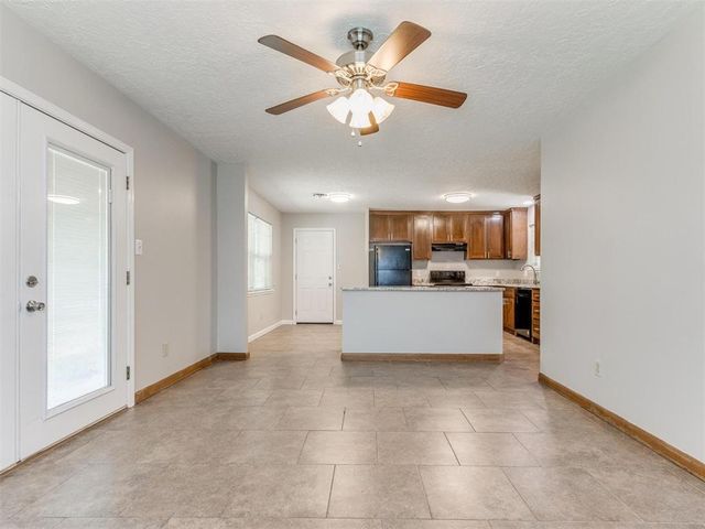 306 S Mercedes Drive, Norman, OK 73069