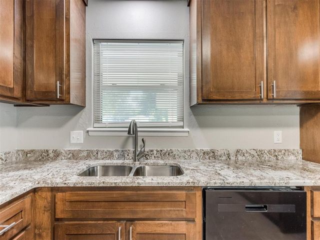306 S Mercedes Drive, Norman, OK 73069