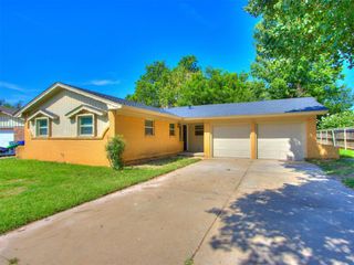 306 S Mercedes Drive, Norman, OK 73069