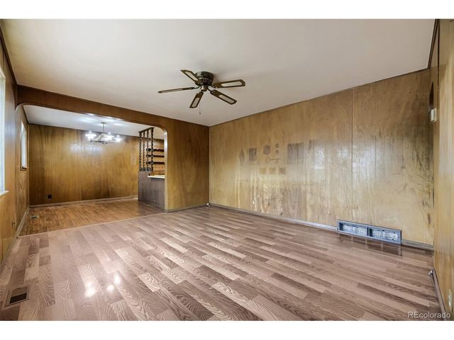 1521 Ruth Dr, Thornton, CO 80229