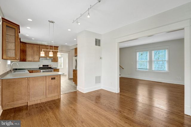 2612 N PERSHING DR, Arlington, VA 22201