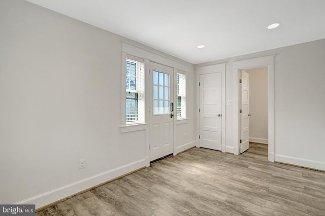 2612 N PERSHING DR, Arlington, VA 22201