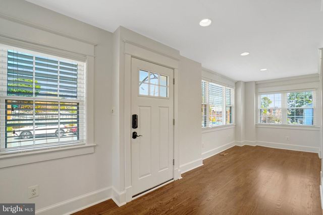 2612 N PERSHING DR, Arlington, VA 22201