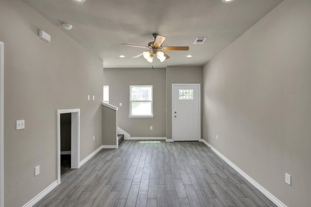 11756 White Cedar Street, Willis, TX 77318