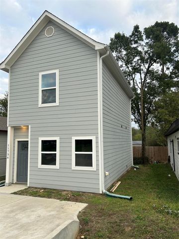 11756 White Cedar Street, Willis, TX 77318