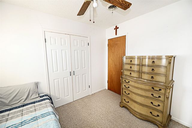 220 Tanglewood Street, Bowie, TX 76230